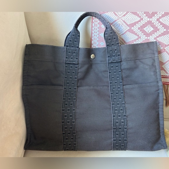 HERMES GREY Canvas Unisex TOTE - Picture 13 of 13